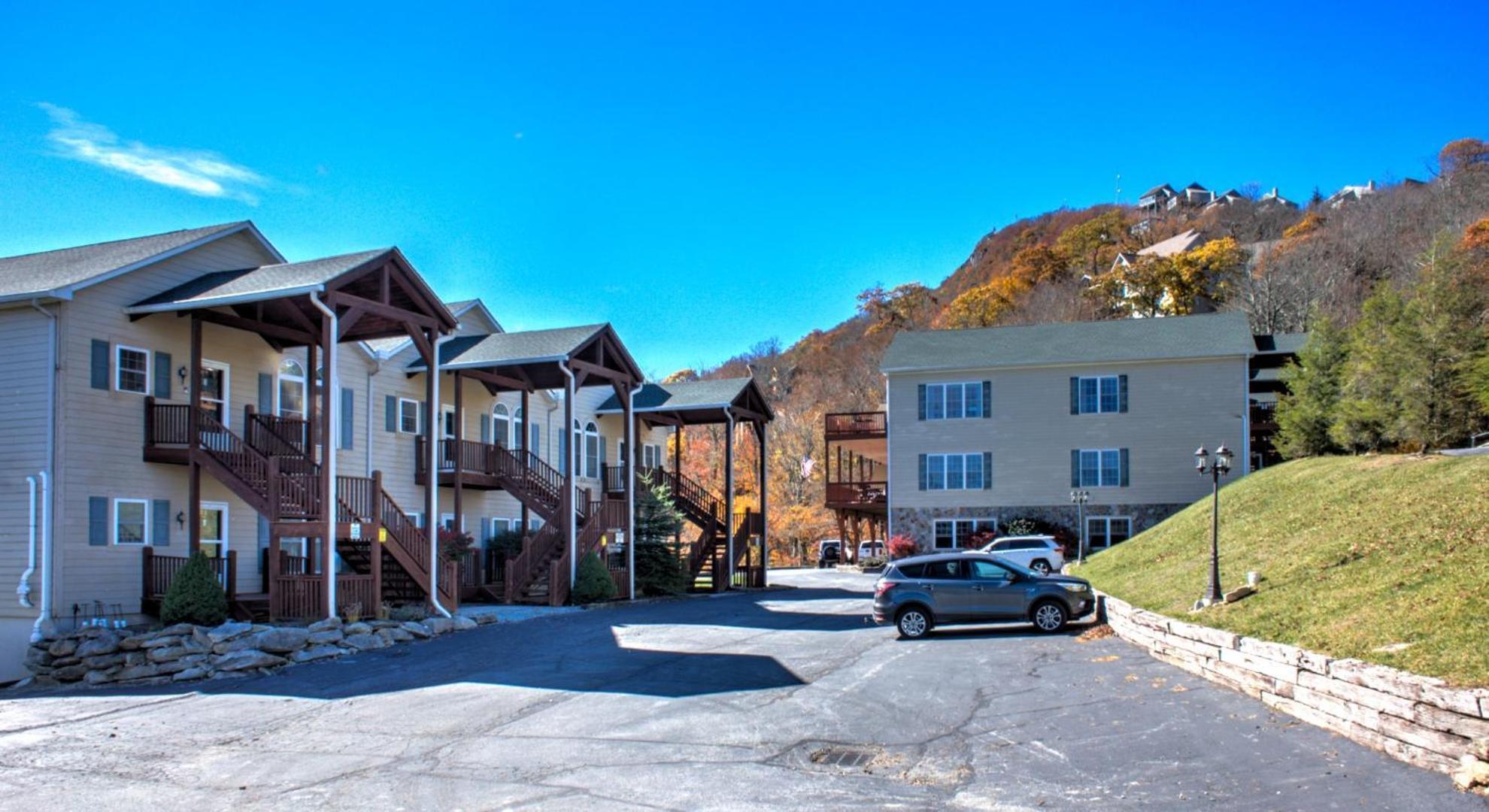 Klonteska Condominiums By Vci Real Estate Services Beech Mountain Room photo